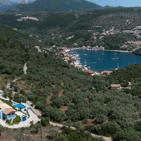 Amantea- Four With Big Pool And Infinity Pool Syvota