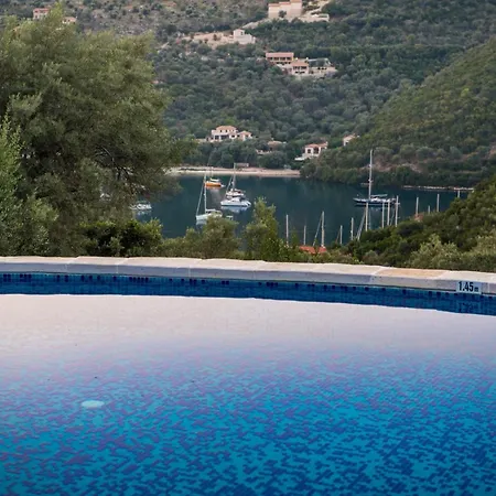 Semesterbostad Amantea- Four With Big Pool And Infinity Pool Syvota