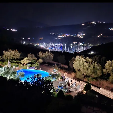Amantea- Four With Big Pool And Infinity Pool * Syvota