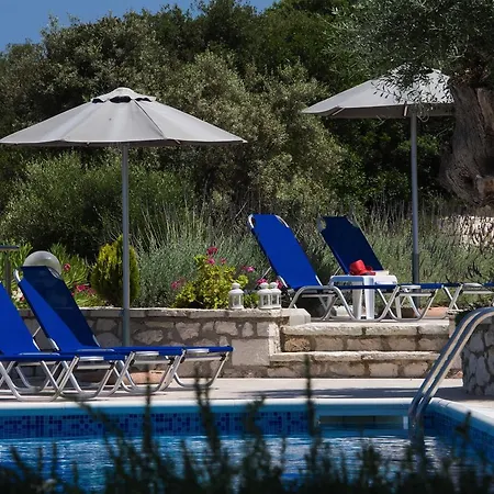Villas Amantea- Four Villas With Big Pool And Infinity Pool