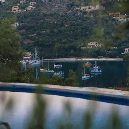 Amantea- Four With Big Pool And Infinity Pool