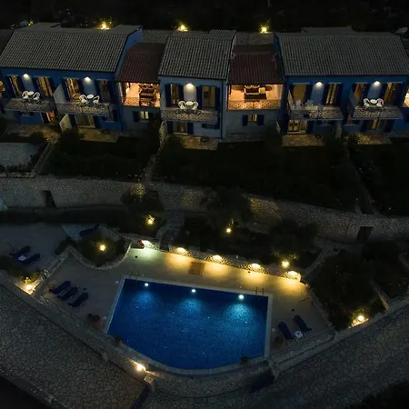 Amantea- Four With Big Pool And Infinity Pool Syvota