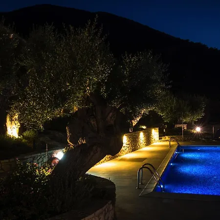 Villas Amantea- Four Villas With Big Pool And Infinity Pool Holiday home Sivota (Lefkada)