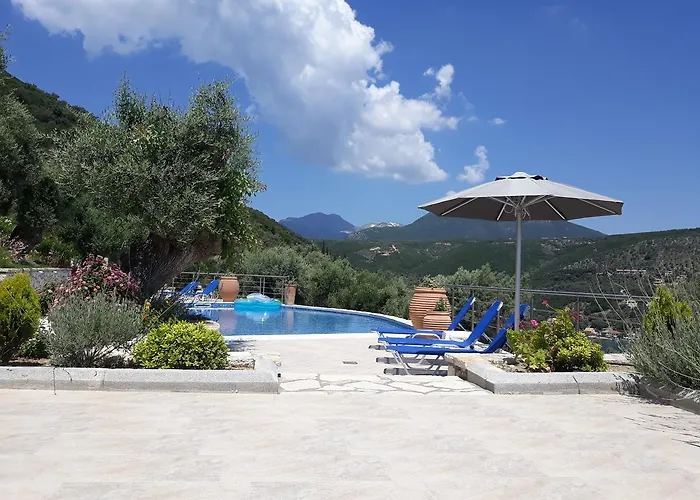 Amantea- Four With Big Pool And Infinity Pool * Sivota