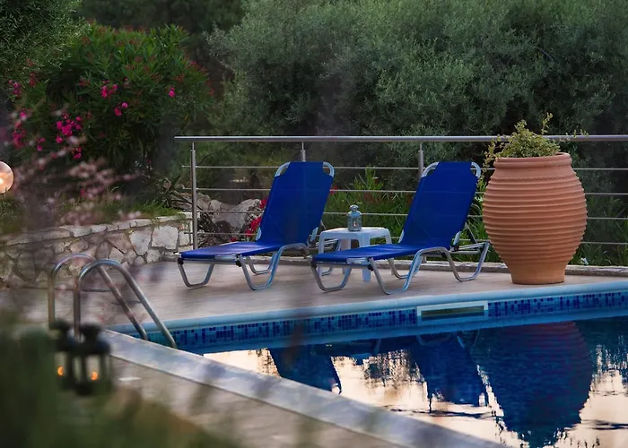 Amantea- Four With Big Pool And Infinity Pool Sivota