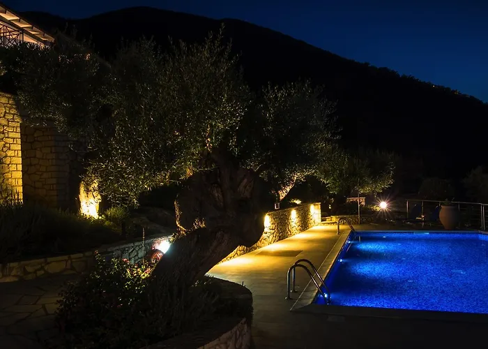 Amantea- Four With Big Pool And Infinity Pool Сasa de vacaciones Sivota
